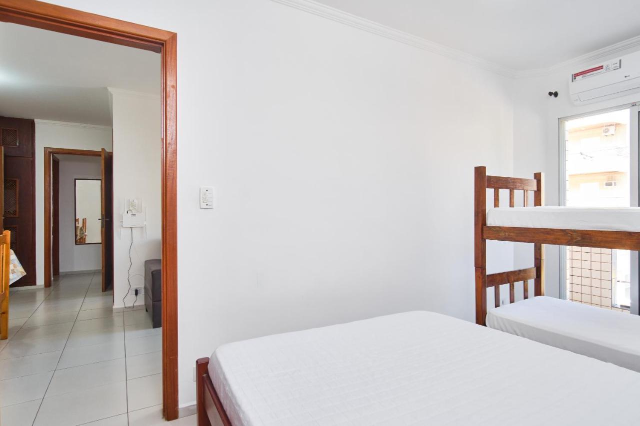 Apto 100 metros da praia para 08 pessoas com ar condicionado e W-fi Ubatuba Exterior foto